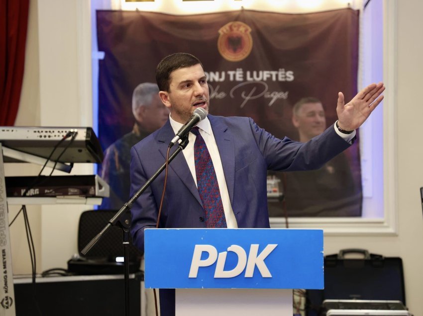 Krasniqi në Vushtrri: PDK po mobilizohet anembanë Kosovës për të fituar besimin qytetar