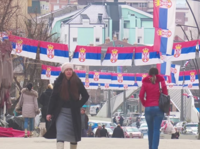VOA/ Kosovë, serbët dhe shqiptarët të ndarë për çështjen e Asociacionit