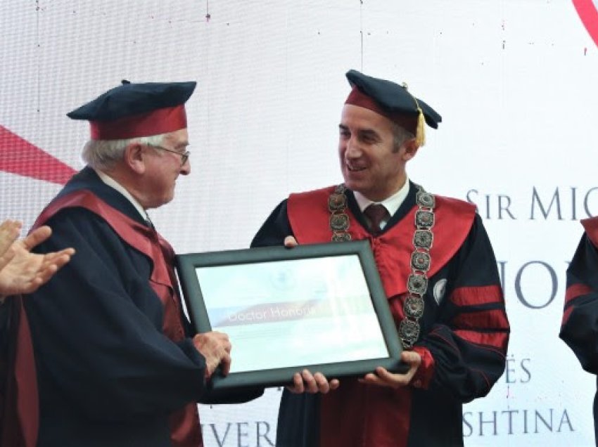 Michael Wood merr titullin “Doctoris Honoris Causa” nga Universiteti i Prishtinës