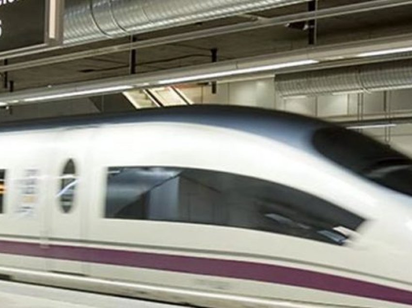 Skandal në Spanjë, miliona euro për trena që nuk hyjnë dot në tunele