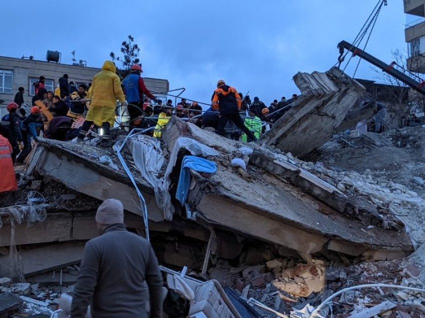 Tërmeti shkatërrues në Turqi/ Shtohet aktiviteti sizmik në disa rajone, pjesë edhe Shqipëria