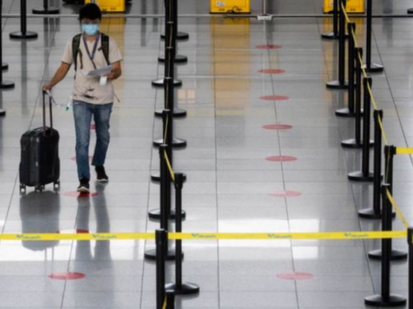 Kaos në aeroportin e Filipineve, mijëra udhëtarë anulojnë fluturimet