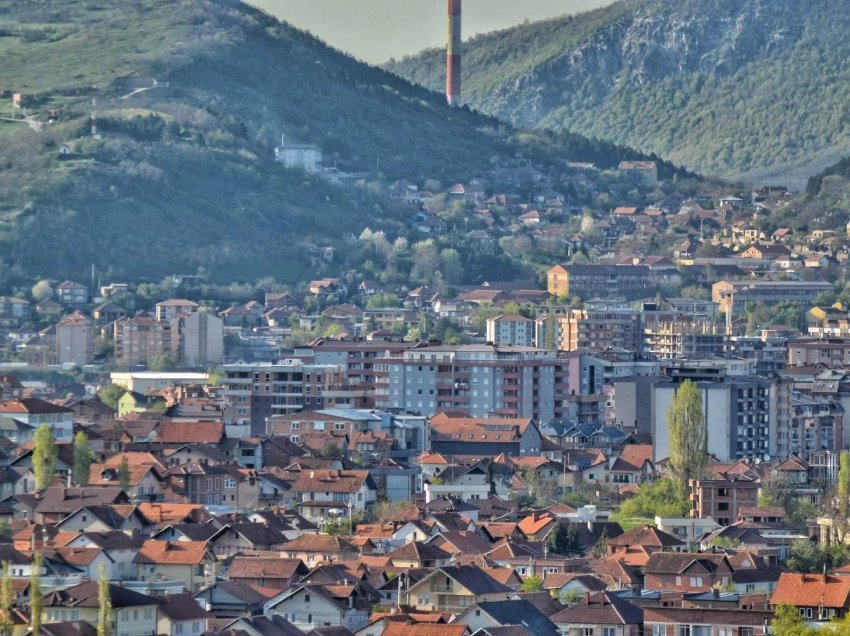 Mitrovicë: I biri kanos nënën, arrestohet