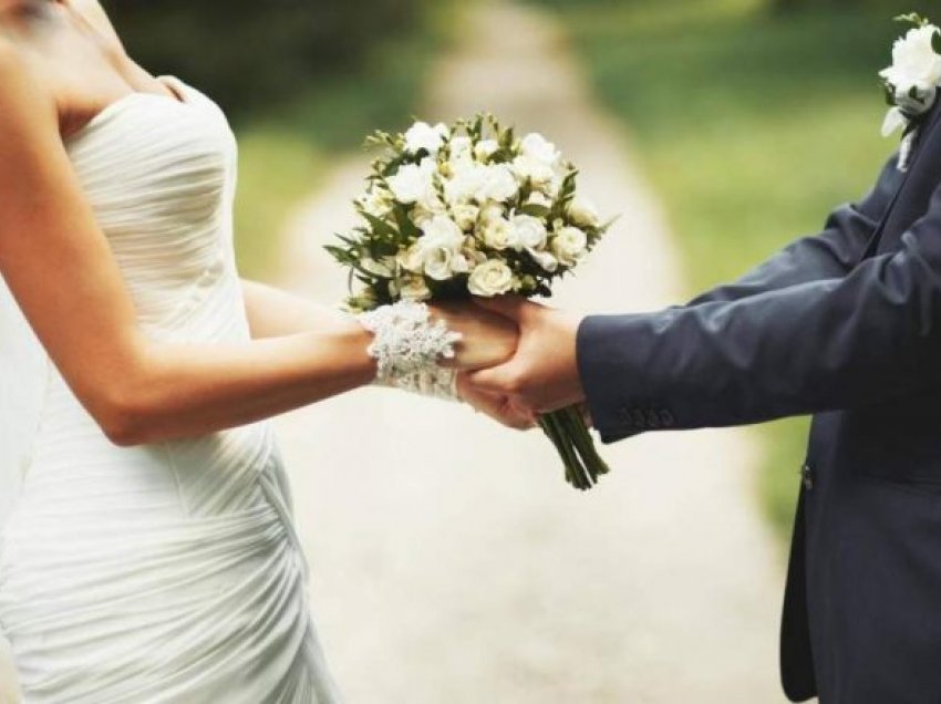 9 marrëveshje të vogla që bëjnë çiftet që krijojnë martesa të lumtura