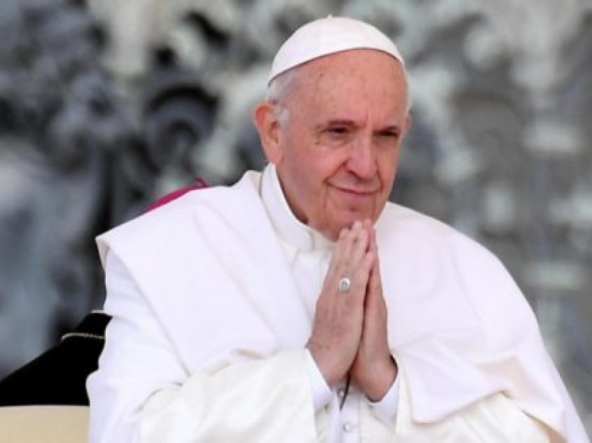 Bota në përvëlim, Papa Françesku u bën thirrje liderëve botëror: Ndërhyni urgjentisht!