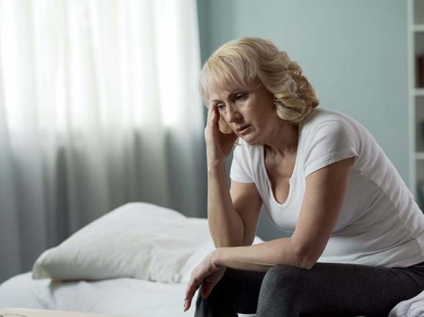 Menopauza: Simptoma më e bezdisshme, shfaqet vite përpara ndërprerjes së menstruacioneve