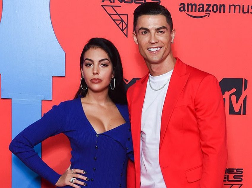 Ish e dashura e Ronaldos e thumbon Georgina Rodriguez: Po ngjan me Kim Kardashian