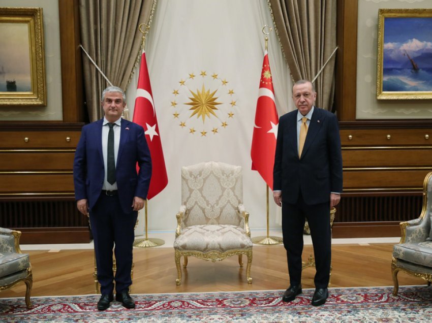 Turqia thërret ambasadorin danez për protestat ku u dogj Kurani