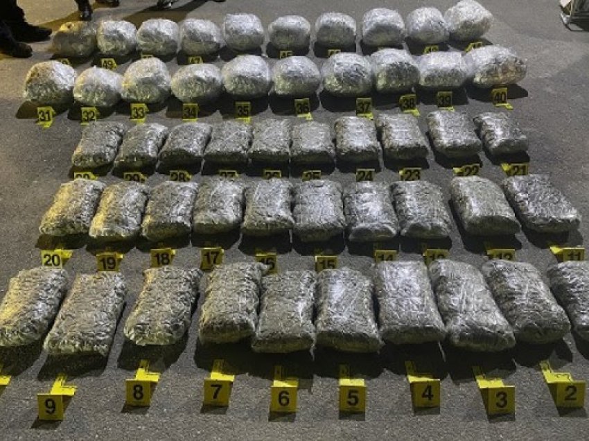 ​Serbi kapet me 107 kilogramë marihuanë në Kosovë