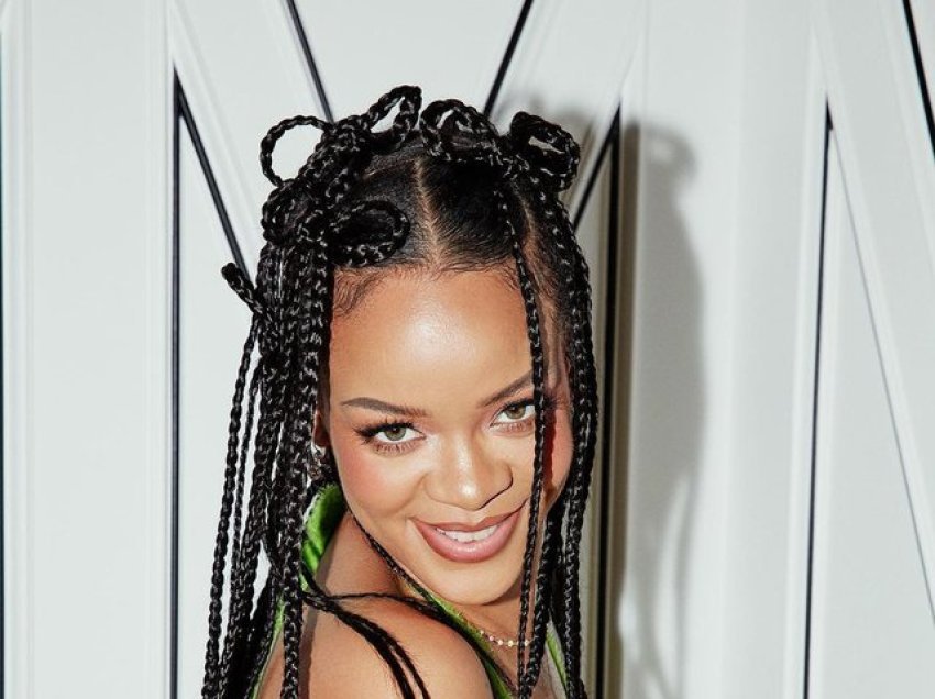 7 vite pa publikuar asnjë album nuk e ndaluan Rihanna-n të hynte në histori