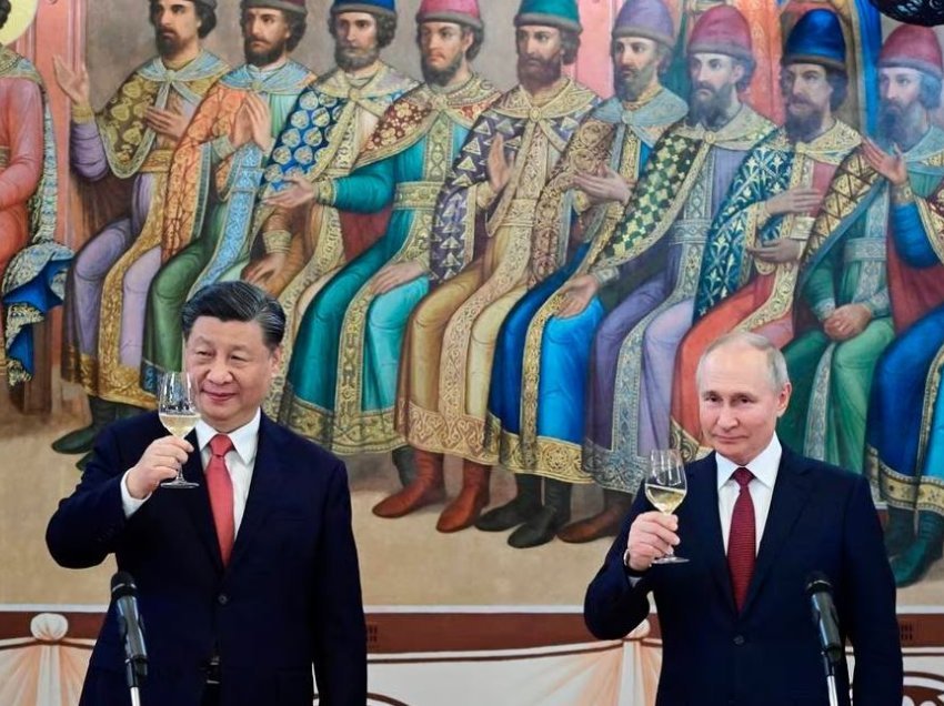 A mund t'i besojë Kina Rusisë së Putinit?