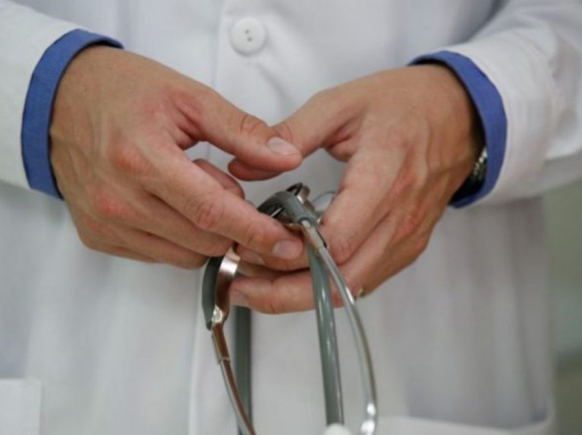 Sulmohet një mjek në Qendrën Klinike “Nënë Tereza” në Shkup