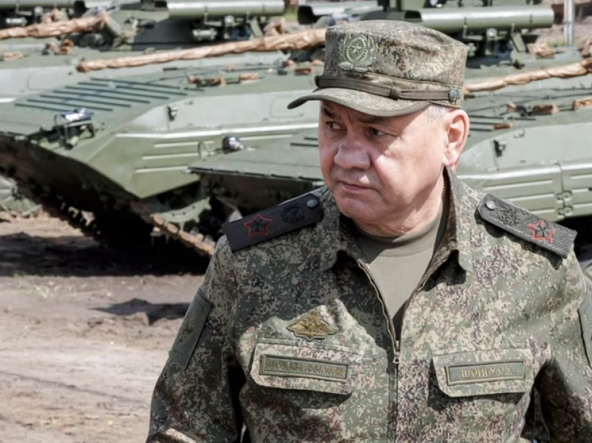 Rusia: Nëse SHBA furnizon Ukrainën me bomba thërrmuese, do të përdorim municione të ngjashme