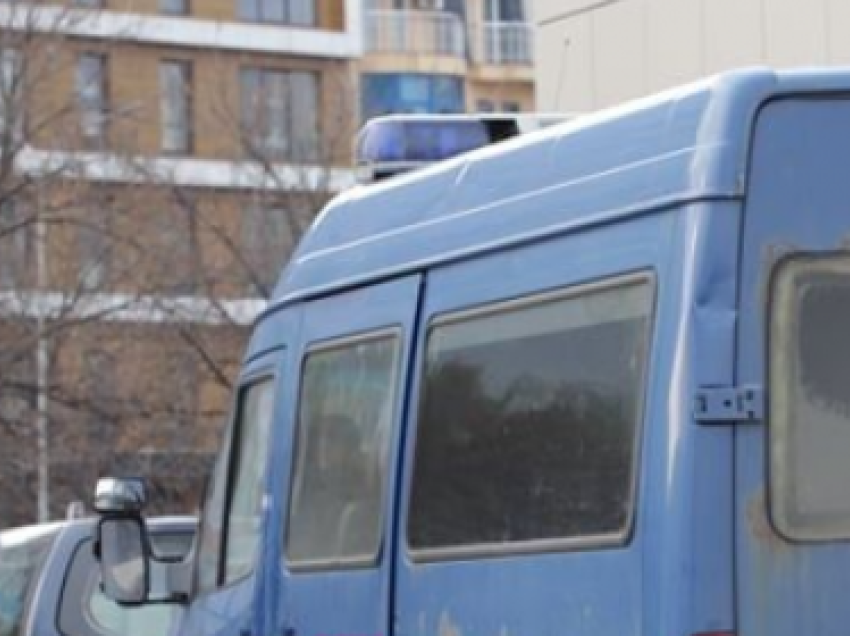 Aksion i Prokurorisë dhe Policisë në Ferizaj, bastisen shtëpi e lokale – arrestohen katër persona