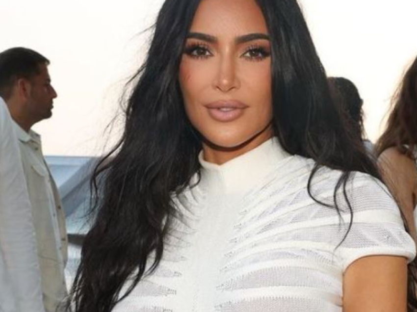 Çifti i ri i showbiz-it? Kim Kardashian kapet ‘mat’ duke flirtuar me futbollistin e njohur