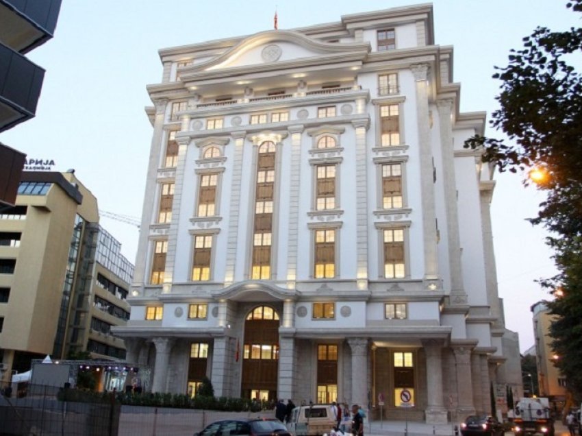 MF Maqedoni: Sigurohen 100 milionë euro nga BERZH, si përkrahje për përballimin e krizës energjetike