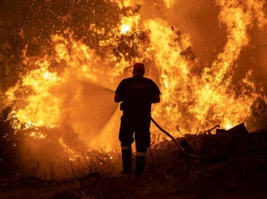 Mbi 800 zjarre janë regjistruar në Evropë këtë vit