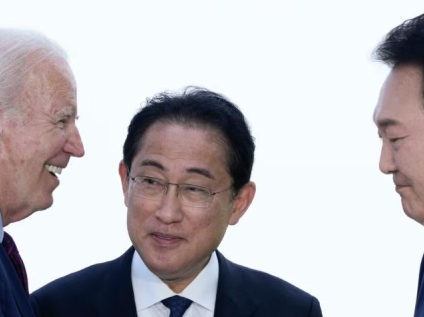 Takim mes udhëheqësve të SHBA-së, Japonisë dhe Koresë së Jugut në gusht