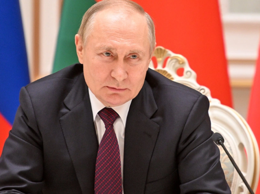 Ndodh për herë të parë në një transmetim televiziv, politikani rus kërkon zëvendësimin e Putinit