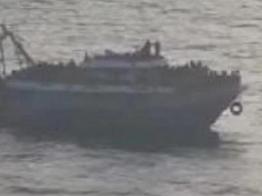 Anija e mbytur në Greqi/ Deti nuk kishte dallgë, ja video që mohon versionin e rojes bregdetare greke