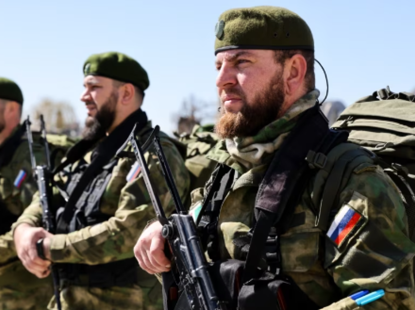 Mijëra luftëtarë çeçenë u dërguan për të mbrojtur Moskën