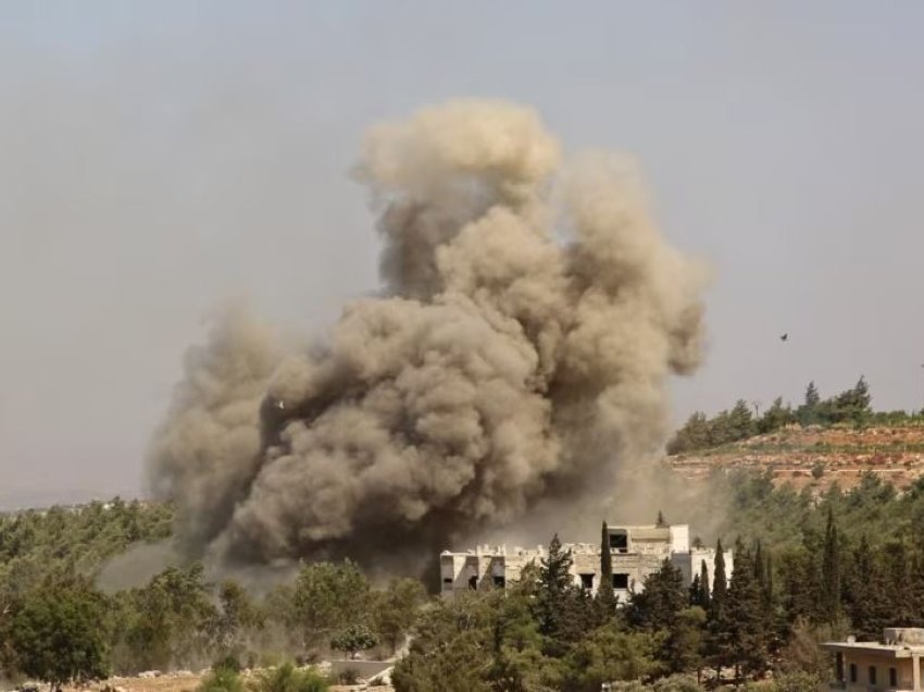 7 të vrarë nga sulmet ruse në zonën e rebelëve në Siri