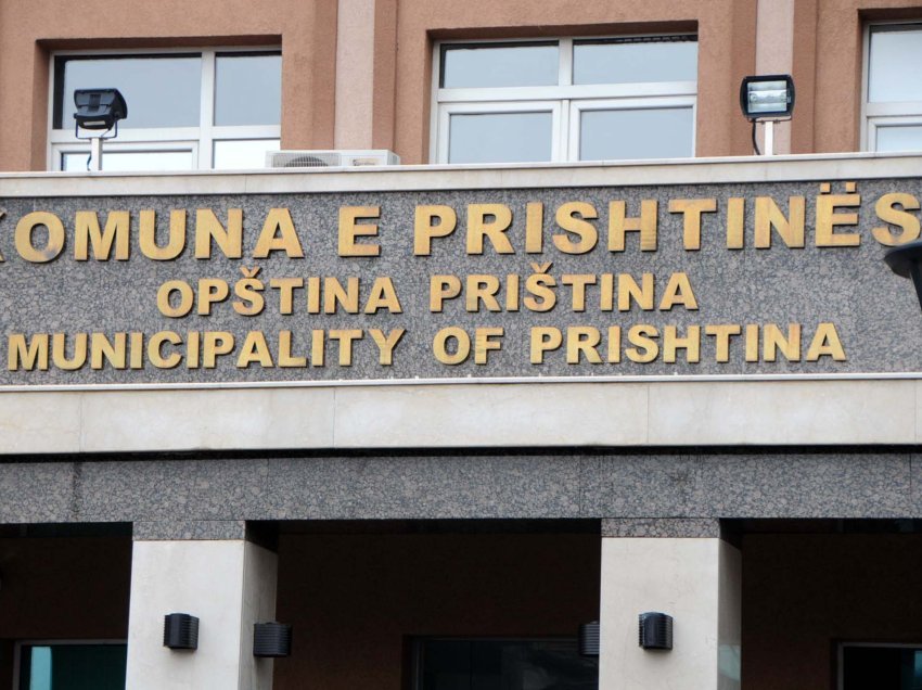 Pritet të shkarkohet kryesuesi i Kuvendit Komunal të Prishtinës