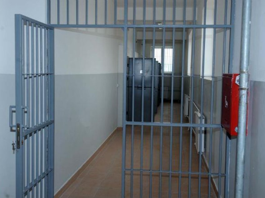 Burgim i përjetshëm për shqiptaren e Kosovës në Gjermani, mbyti të bijën me ujë të nxehtë