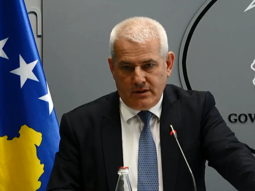 Zëvendësimi i policëve serbë në veri, Sveçla tregon se ku ka mbetur procesi