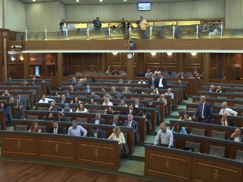PDK-ja nuk i voton marrëveshjet ndërkombëtare, ndërpritet seanca