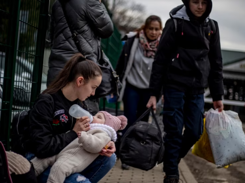 Mbi 4 milionë ukrainas janë strehuar në BE brenda një viti