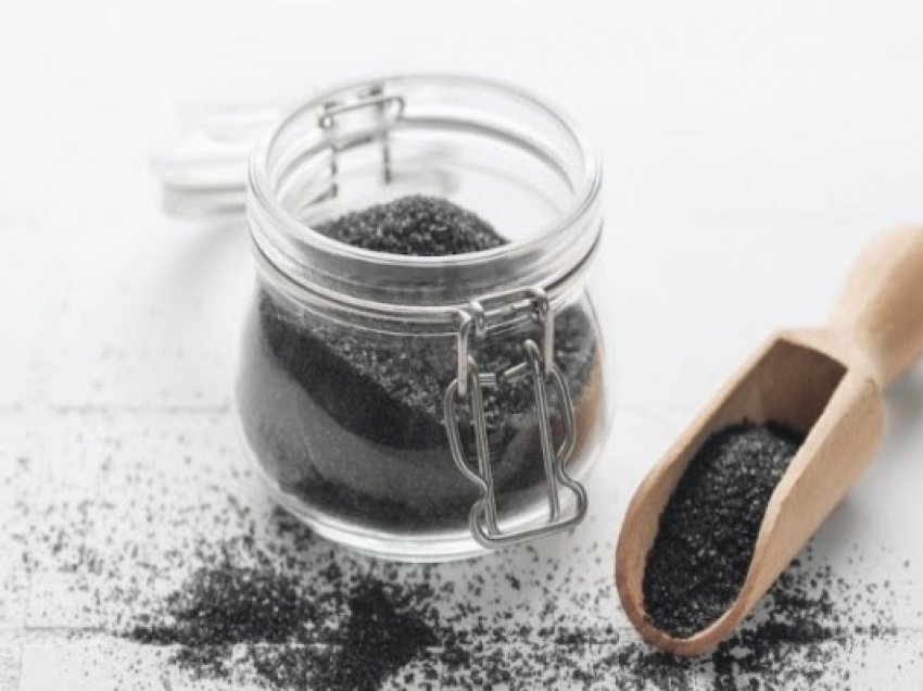 ​Përfitimet e kripës së zezë në kuzhinë