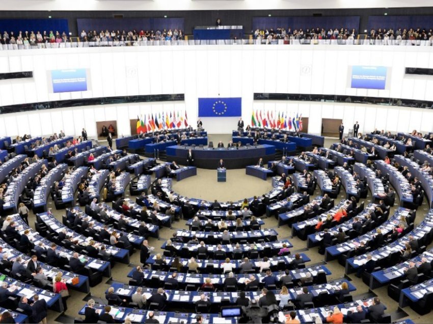 Javën tjetër liberalizimi i vizave, votohet në Parlamentin Evropian 