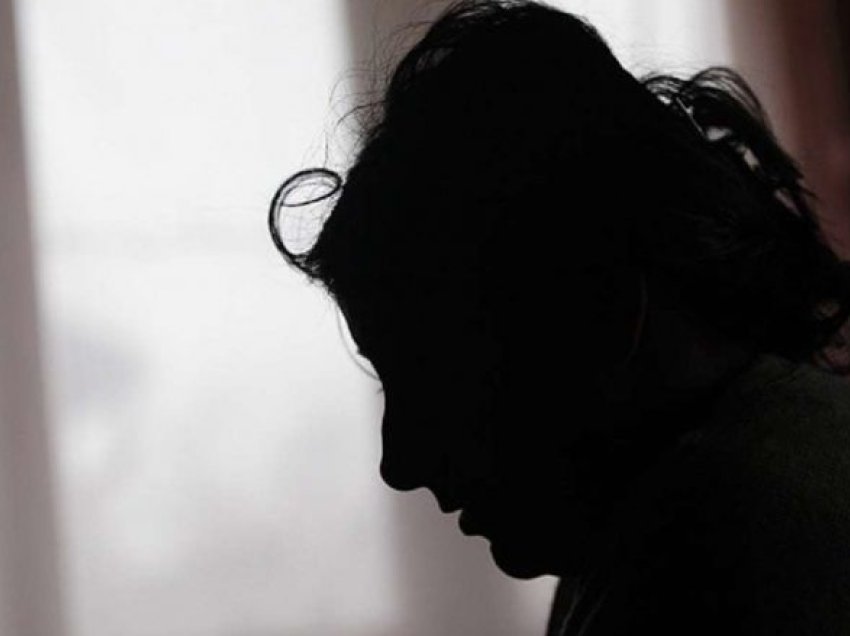 Një grua dhunohet nga burri, me të cilin jetonte në Vushtrri