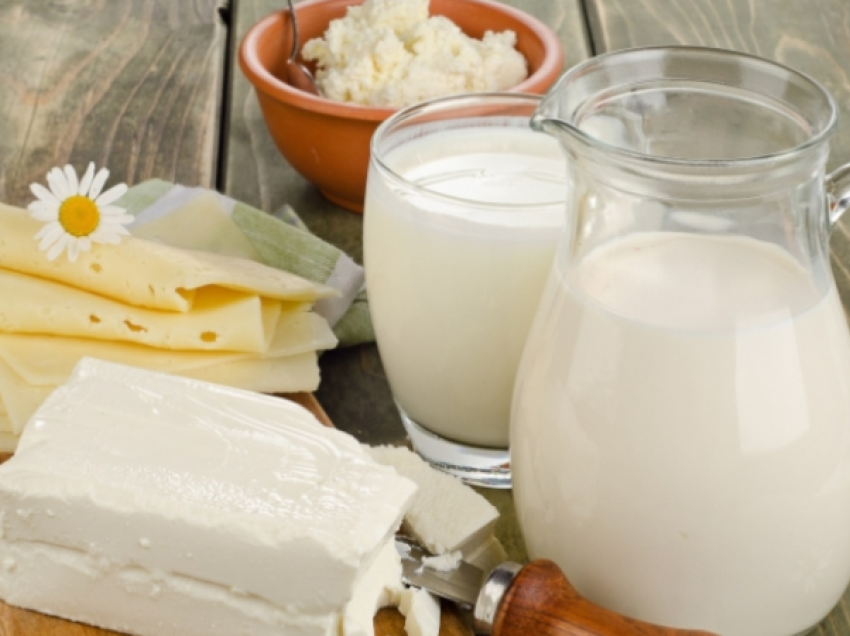 Të mos hash kos, djathë, qumësht: Çfarë i ndodh organizmit?