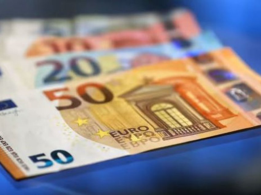 Çfarë po ndodh me Euron, bie sërish poshtë 114 lekëve