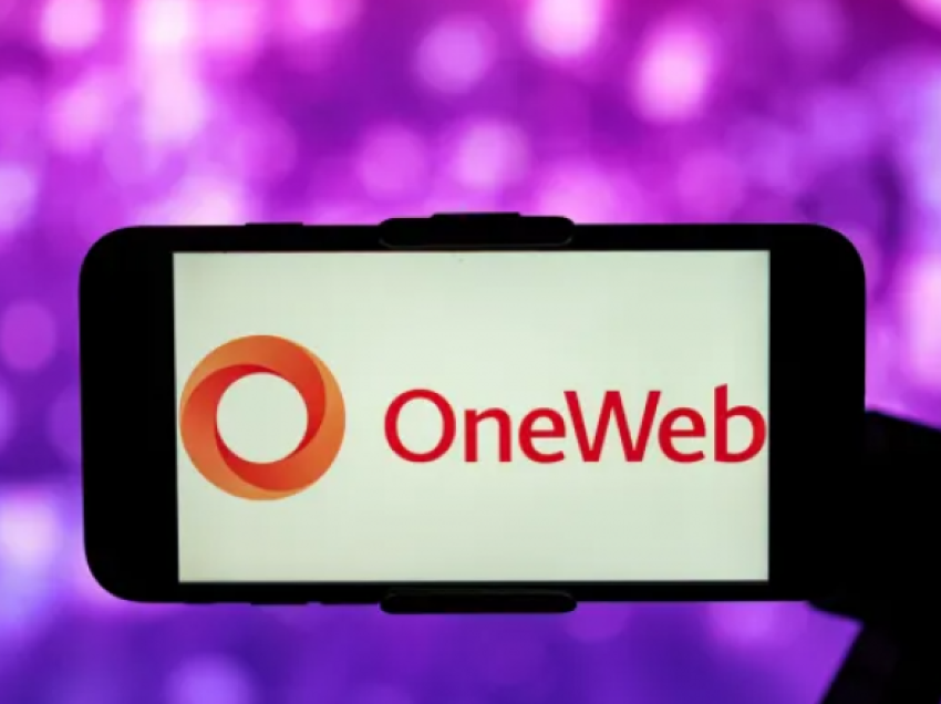 OneWeb synon mbulim global të internetit përmes satelitëve