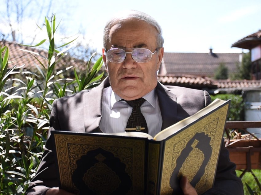 “Sa të kem ymër do të agjëroj” – Rrëfimi i të moshuarit që mban Ramazanin tash e 72 vjet