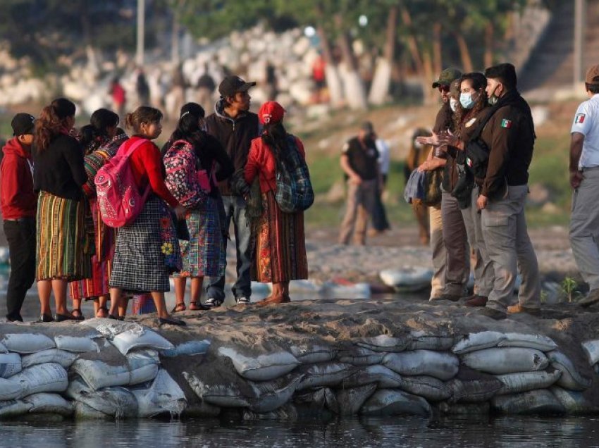 Mbi 2,000 emigrantë u rrëmbyen në Meksikë vitin e kaluar