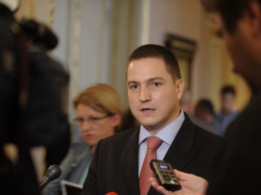 Jep dorëheqje ministri serb i Edukimit, Branki Ruzhiq