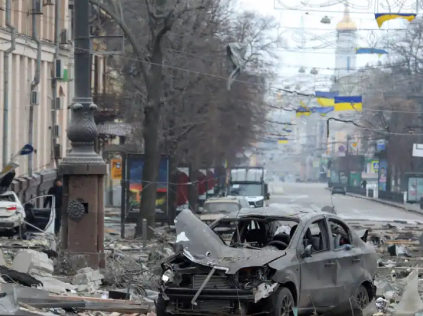Lufta në Ukrainë, një i vdekur dhe dy të plagosur nga sulmet ruse në Kharkiv
