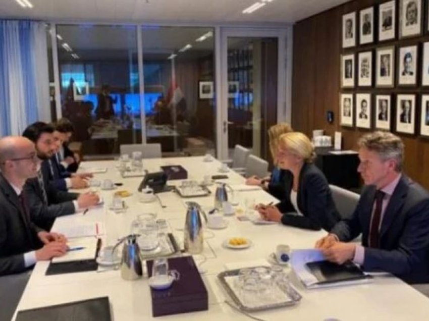 Ministria e Punëve të Jashtme e Kosovës dhe e Holandës mbajnë konsultime politike