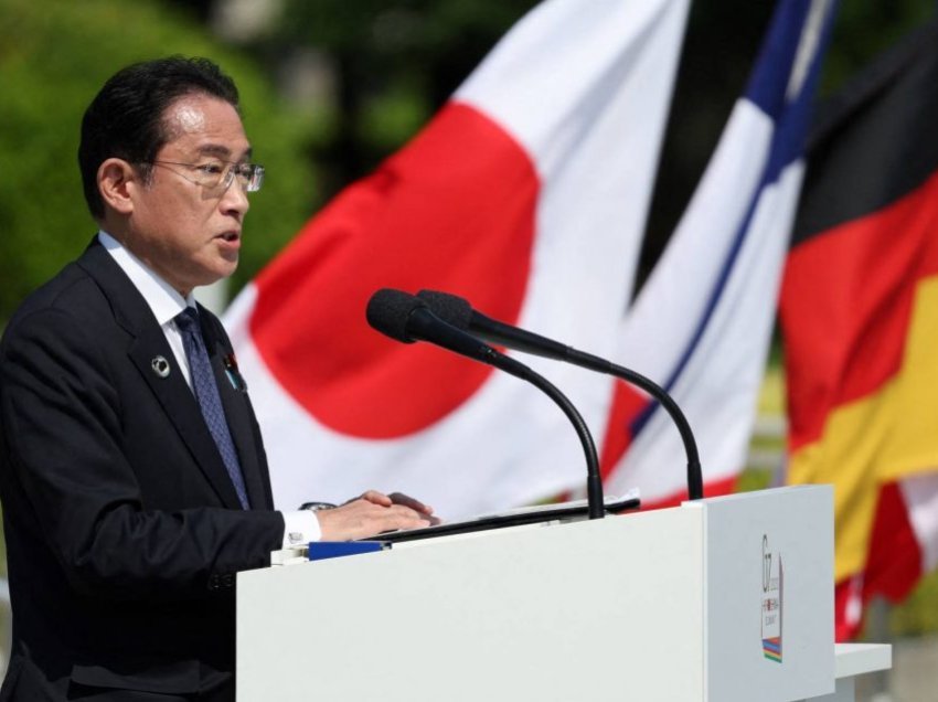Kryeministri japonez: Nuk do të anëtarësohemi në NATO