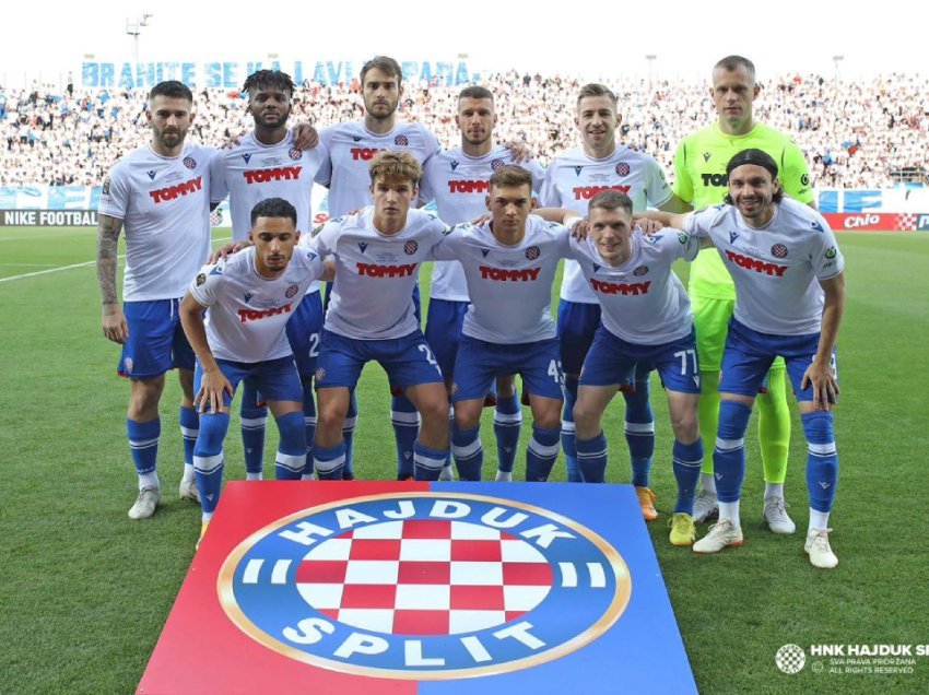 Hajduku fiton Kupën e Kroacisë, festojnë dy lojtarë të Kosovës