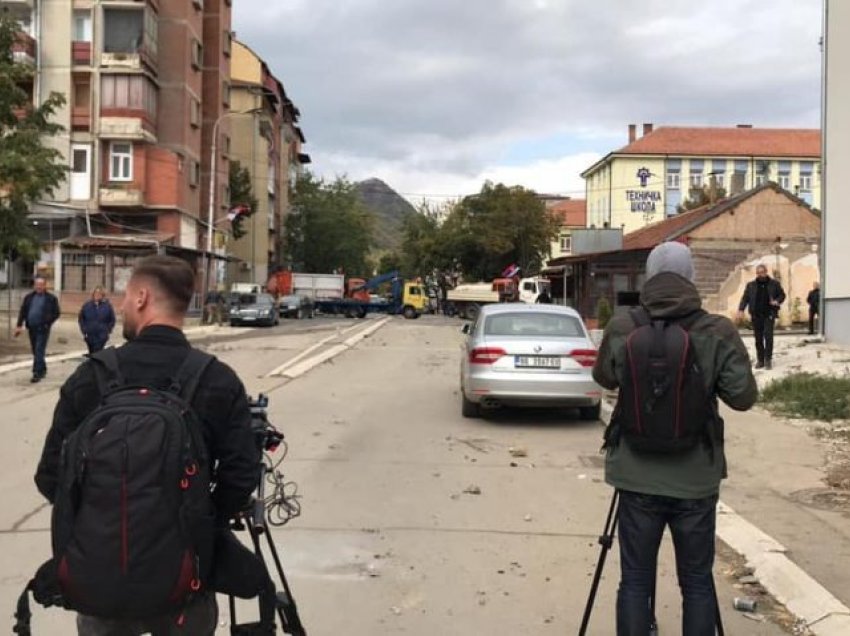 Gazetarët, të rrezikuar gjatë raportimeve nga veriu i Kosovës