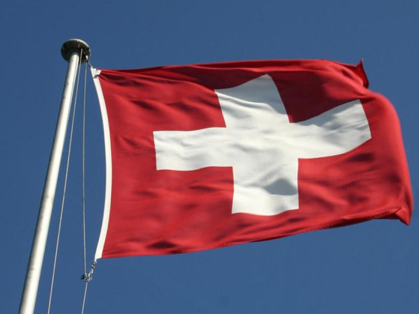 Zvicra reagon pas sulmeve ndaj ushtarëve të KFOR-it në veri, bën thirrje të kthehet qetësia