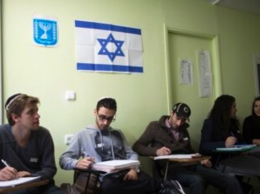 Emigrantët e mbërritur rishtazi në Izrael gjenden papritmas në luftë