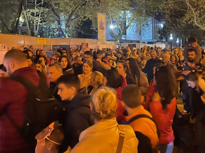Protestë në Shqipëri pas dhunës së ushtruar ndaj 3-vjeçares 