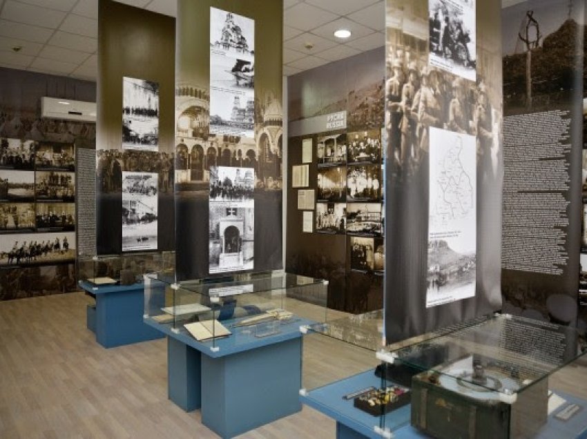 ​Ekspozita “Foe/Friend” në Muzeun Detar të Varnës vështron të kaluarën e Bullgarisë