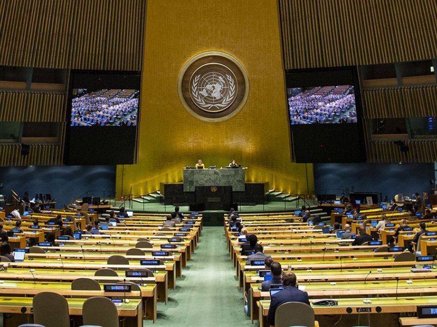 OKB mban një minutë heshtje për 101 punonjësit e vrarë në Gaza